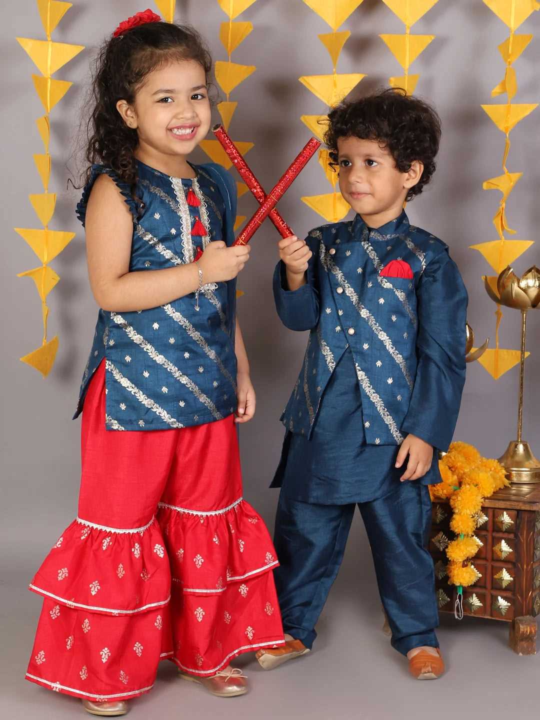 Girls jamavar kurta with sharara with dupatta set