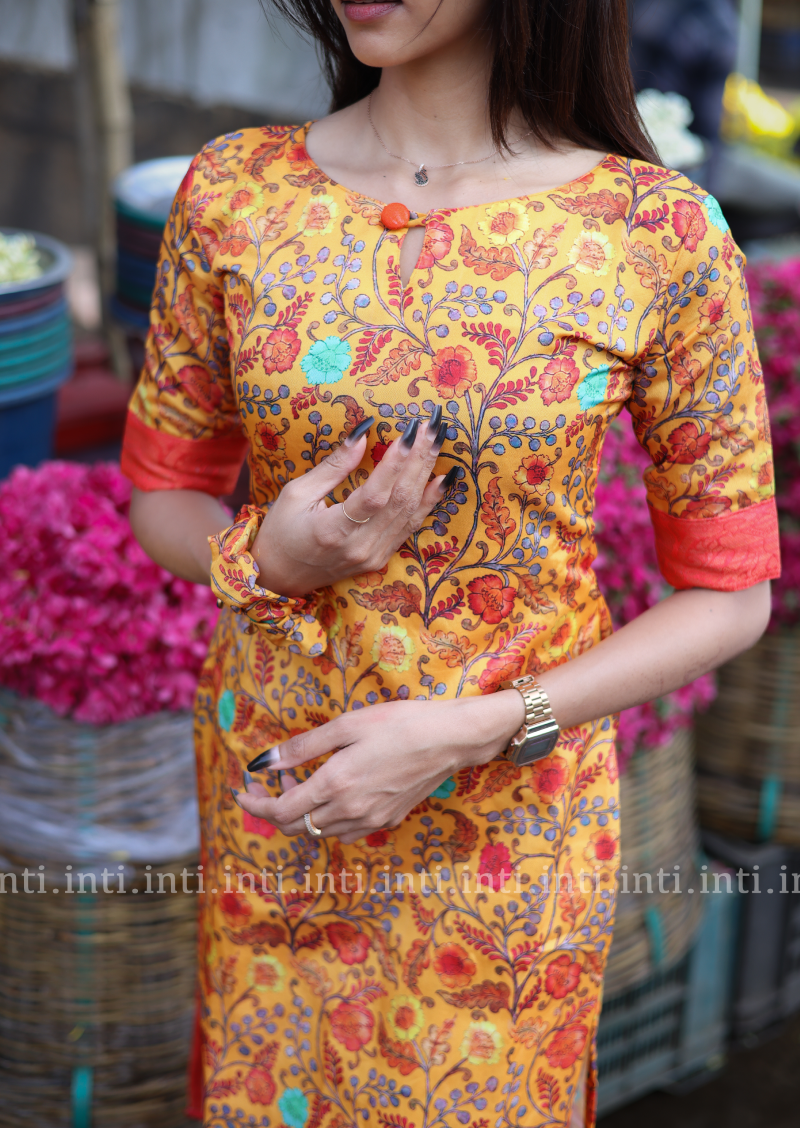 Amber Glow Kurti