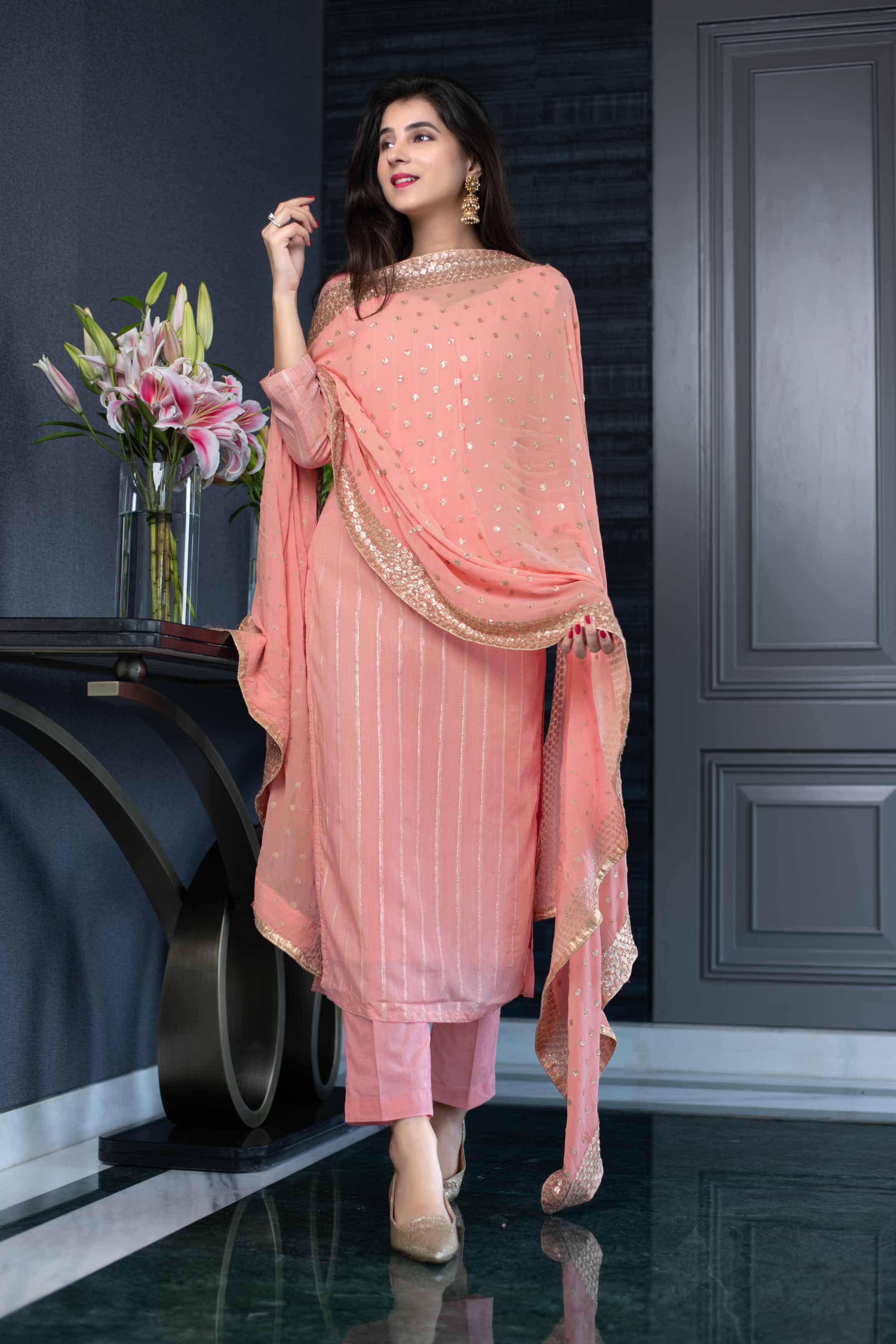 Peach Kurta Set With Heavy Dupatta