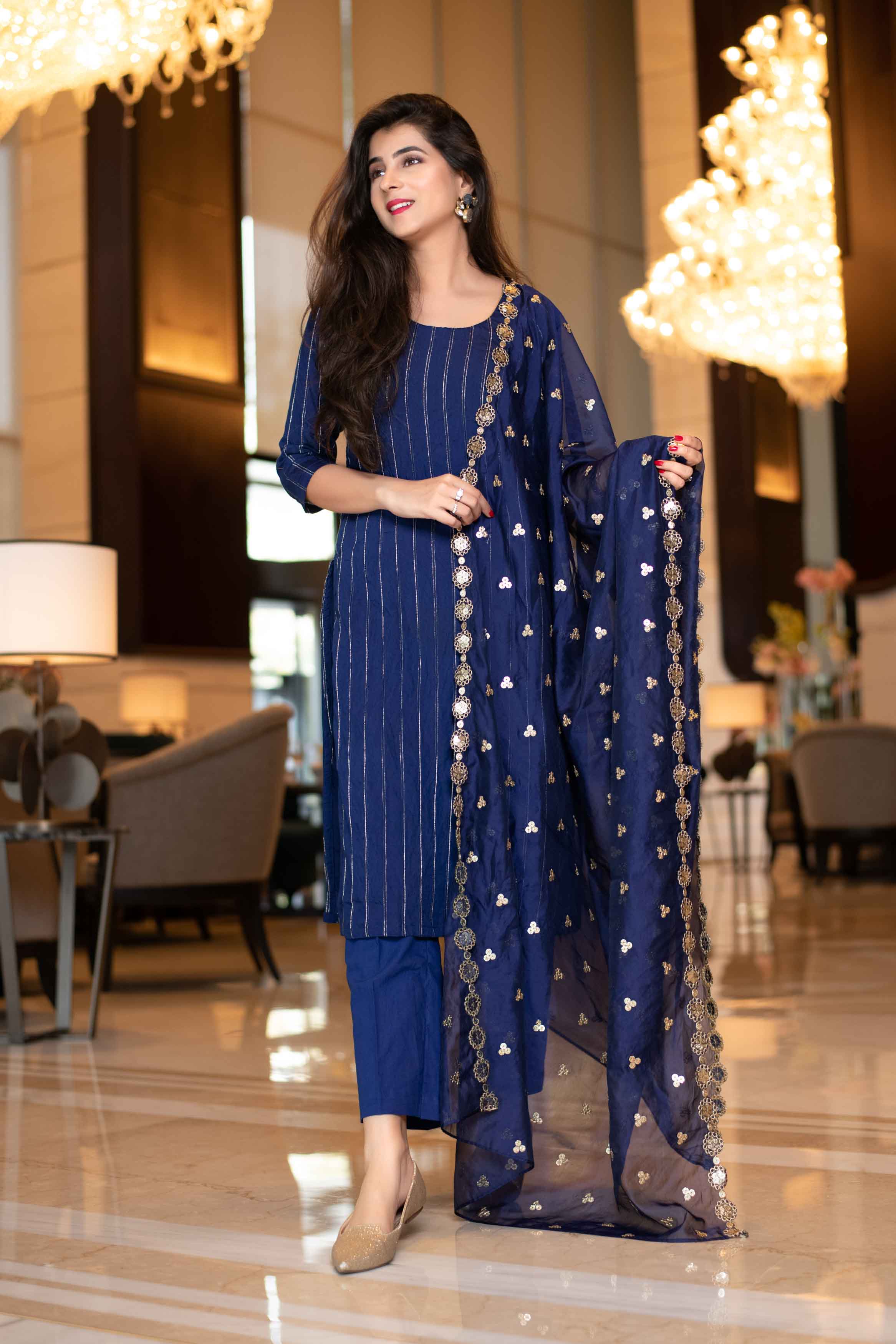 Royal Blue Kurta Set With Organza Dupatta