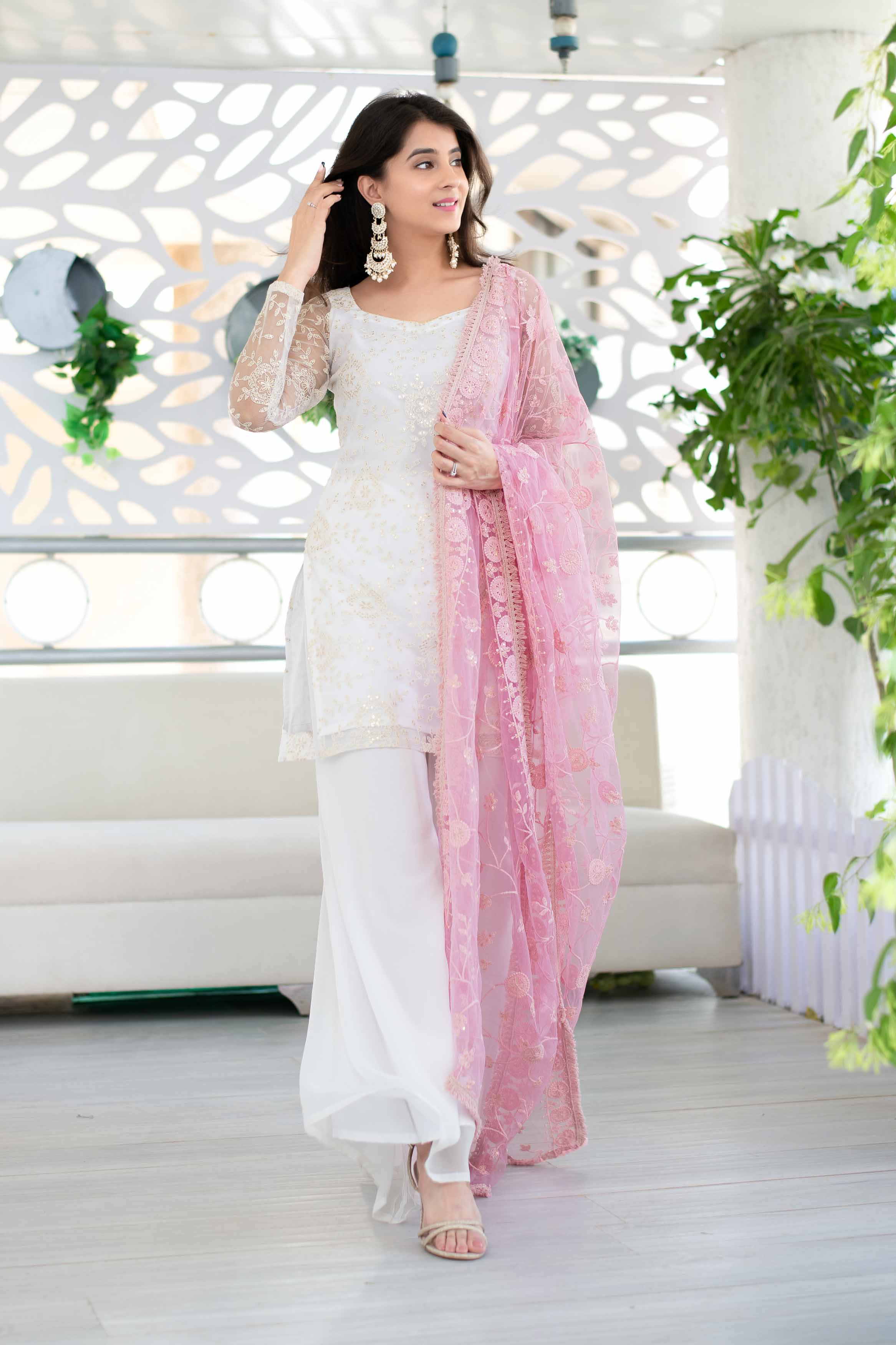 White Palazzo Kurta Suit Set With Heavy Thread Work Pink Dupatta