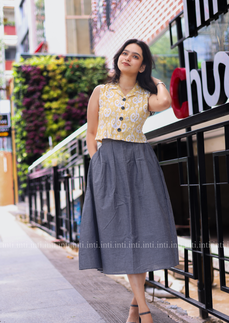 Sunny Greyscale - Midi Skirt