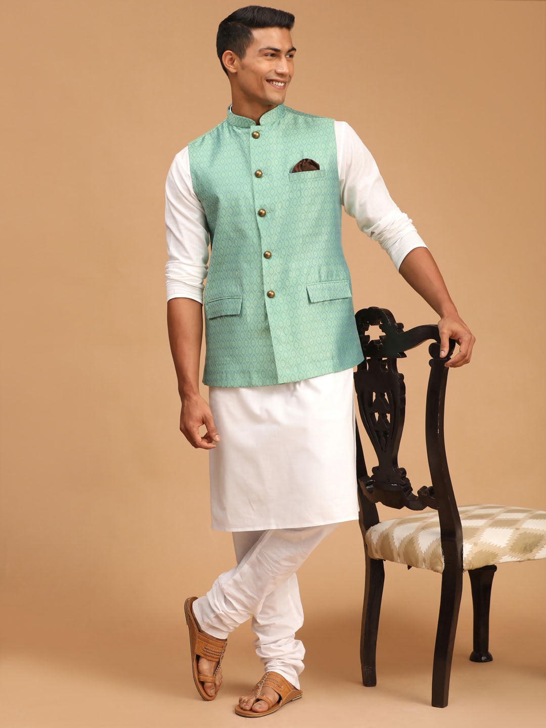 Men's Green And White Cotton Blend Jacket, Kurta and Pyjama Set