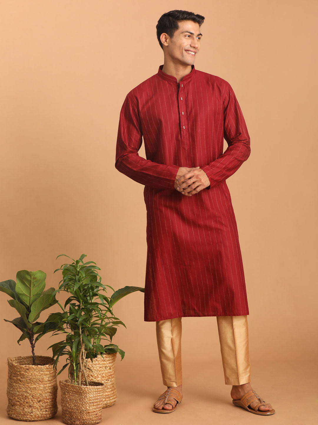 Men's Maroon And Rose Gold Cotton Blend Kurta Pyjama Set