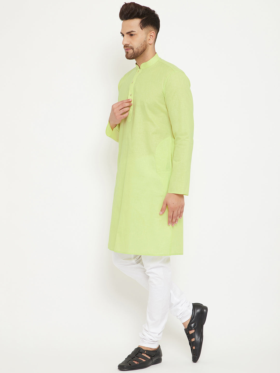 Men's Green And White Cotton Blend Kurta Pyjama Set