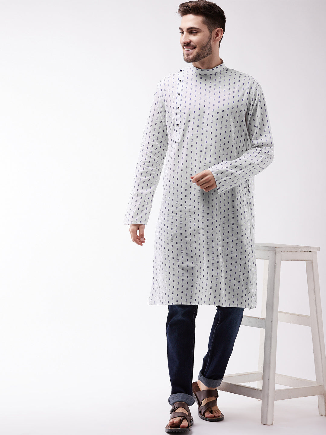 Men's White And Blue Cotton Kurta