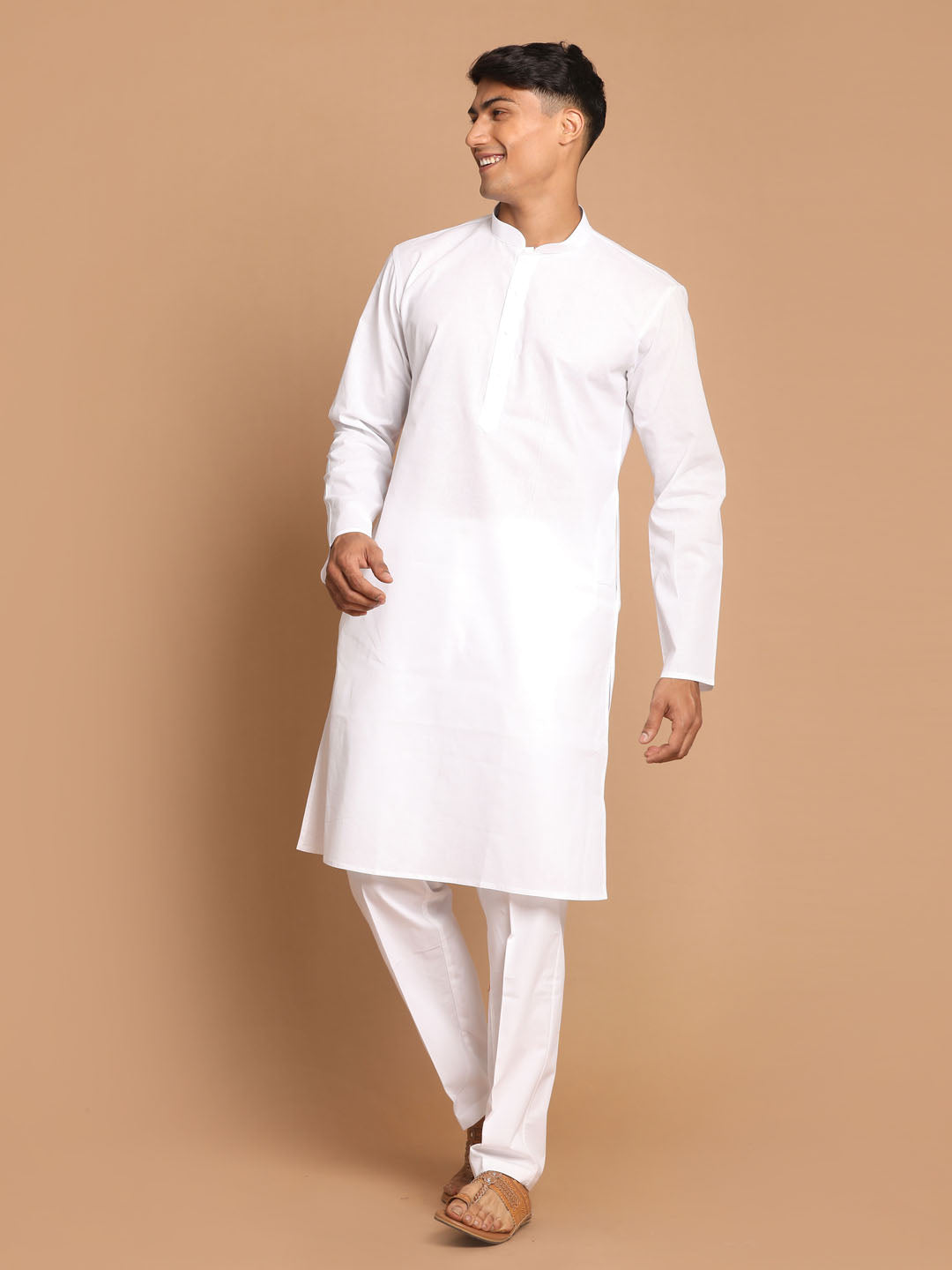 Men's White Cotton Blend Kurta Pyjama Set