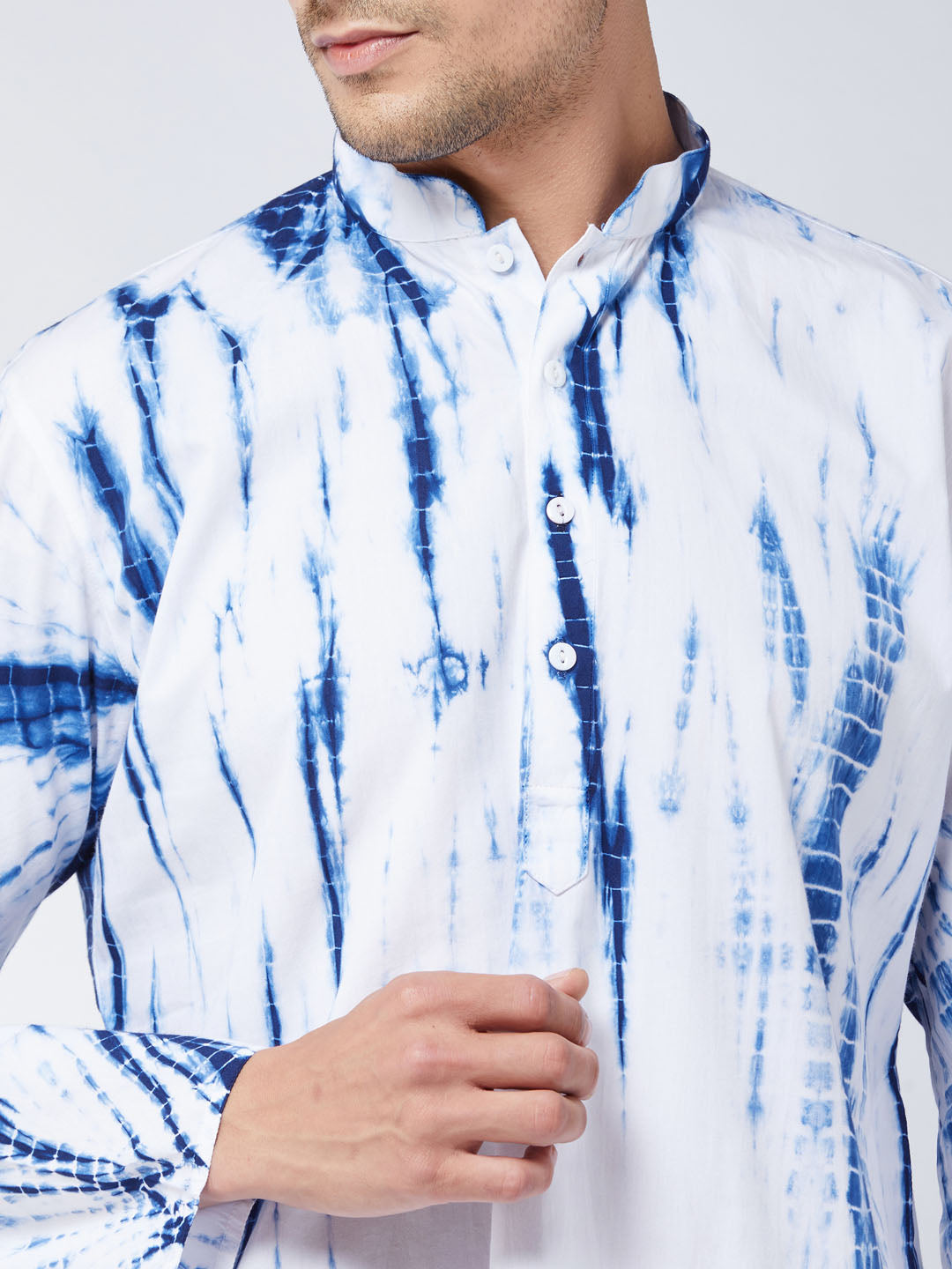 Men's Blue And White Pure Cotton Kurta Pyjama Set