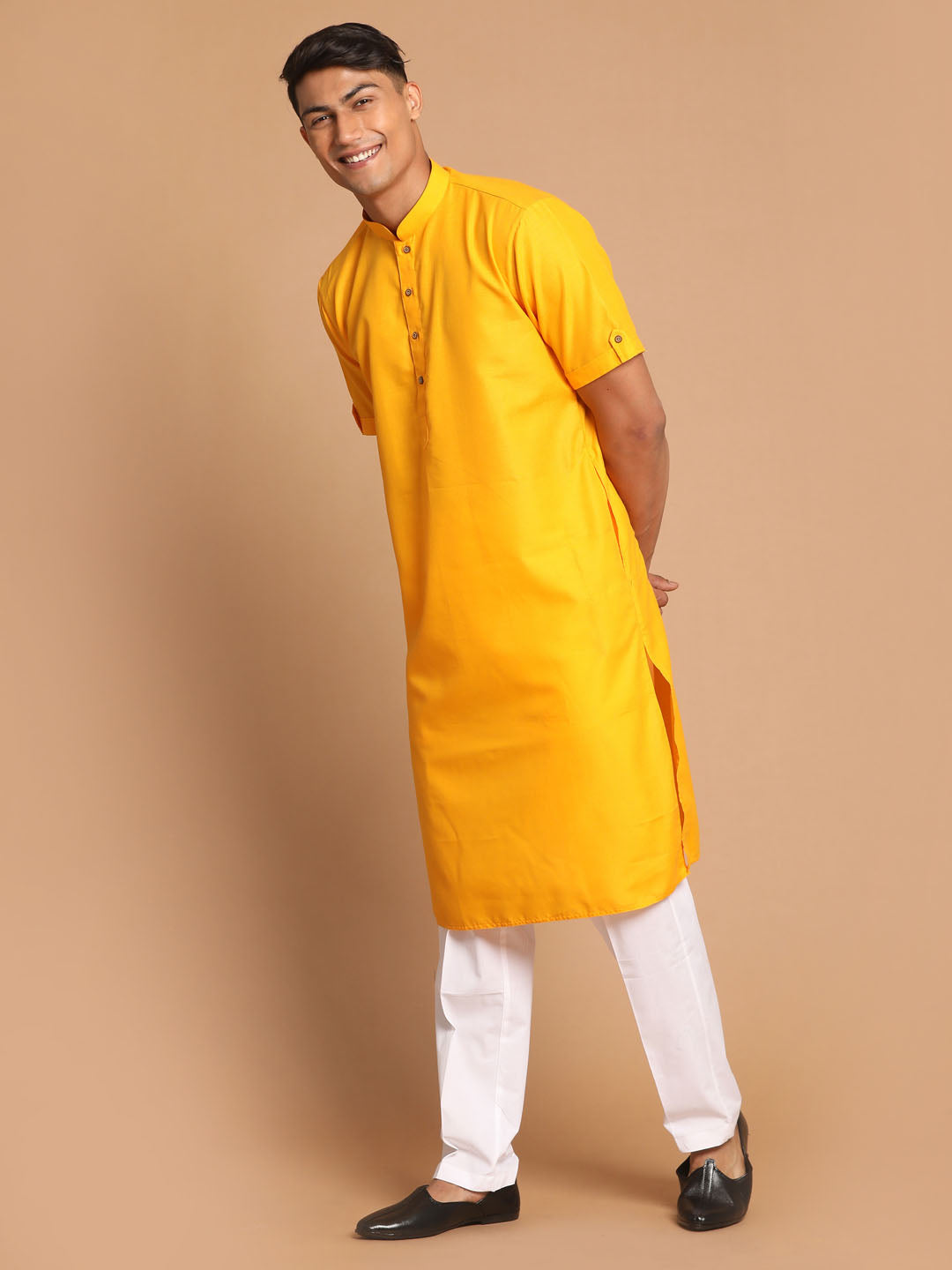 Men's Mustard And White Cotton Blend Kurta Pyjama Set