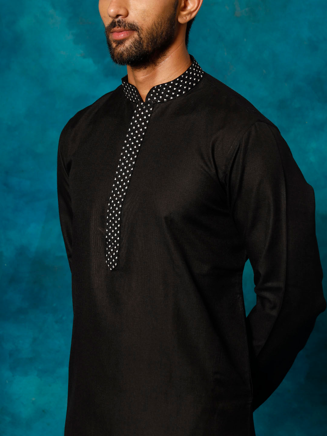 Men's Black Cotton Blend Kurta