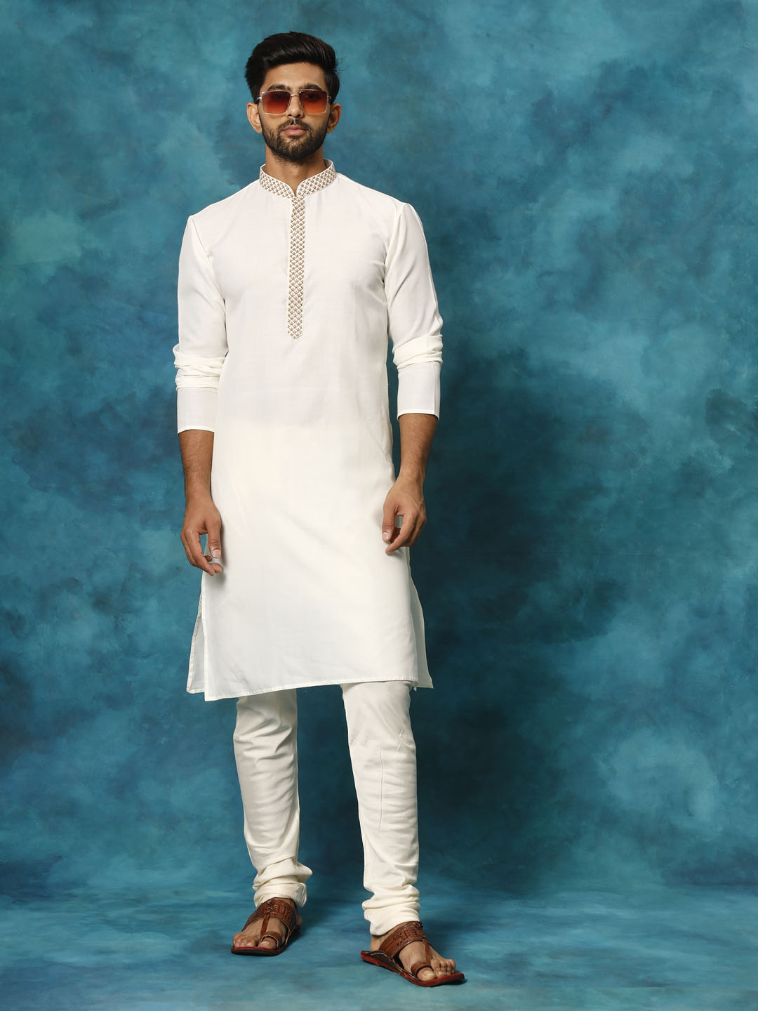 Men's Cream And Cream Cotton Blend Kurta Pyjama Set