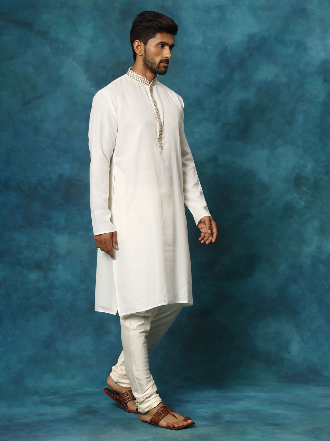 Men's Cream And Cream Cotton Blend Kurta Pyjama Set