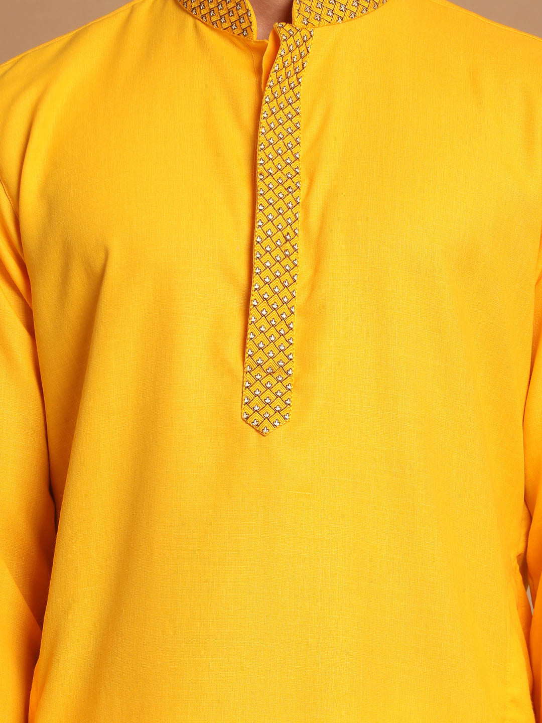 Men's Yellow And White Cotton Blend Kurta Pyjama Set