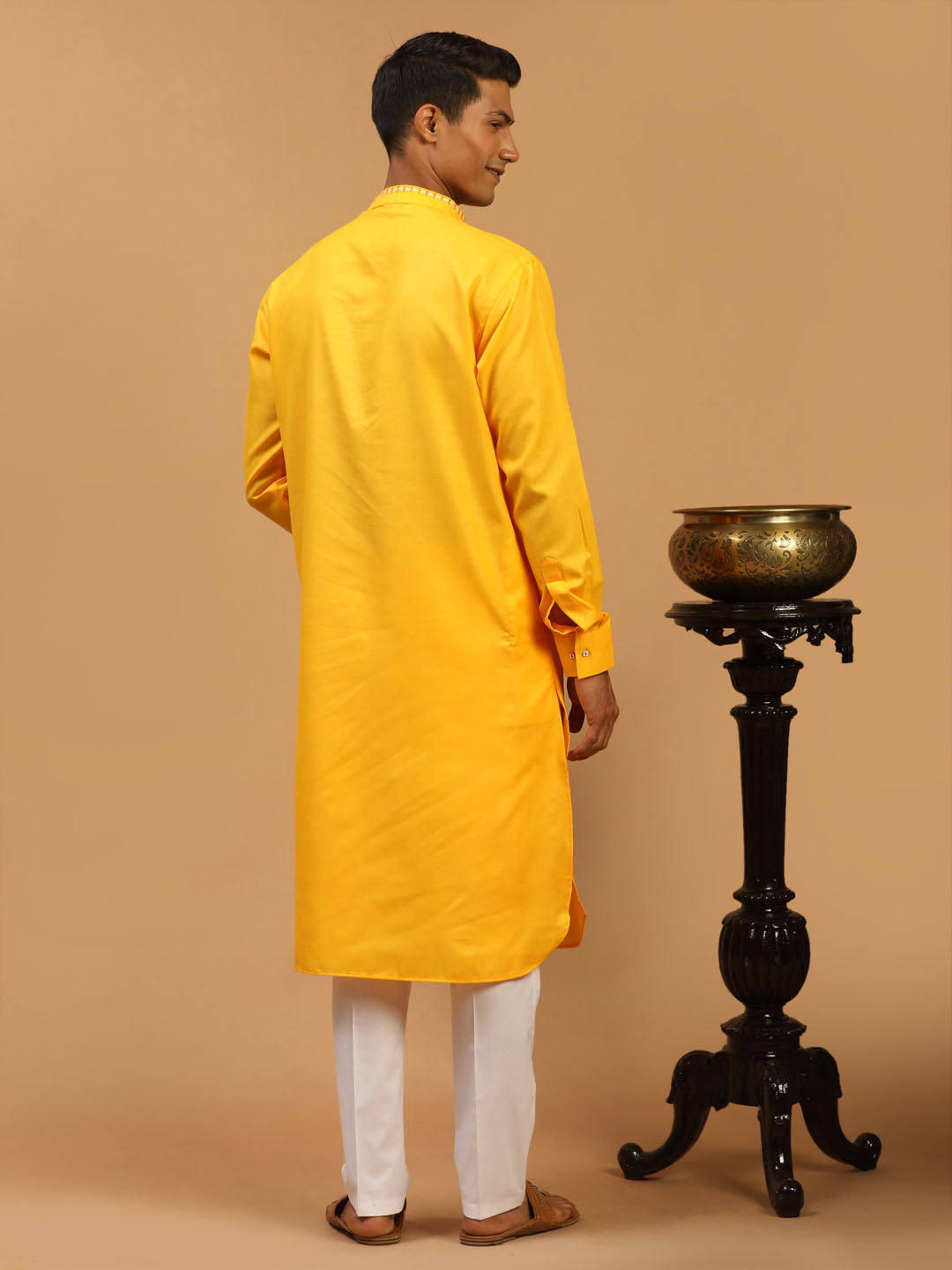 Men's Yellow Cotton Blend Kurta & Pyjama Set