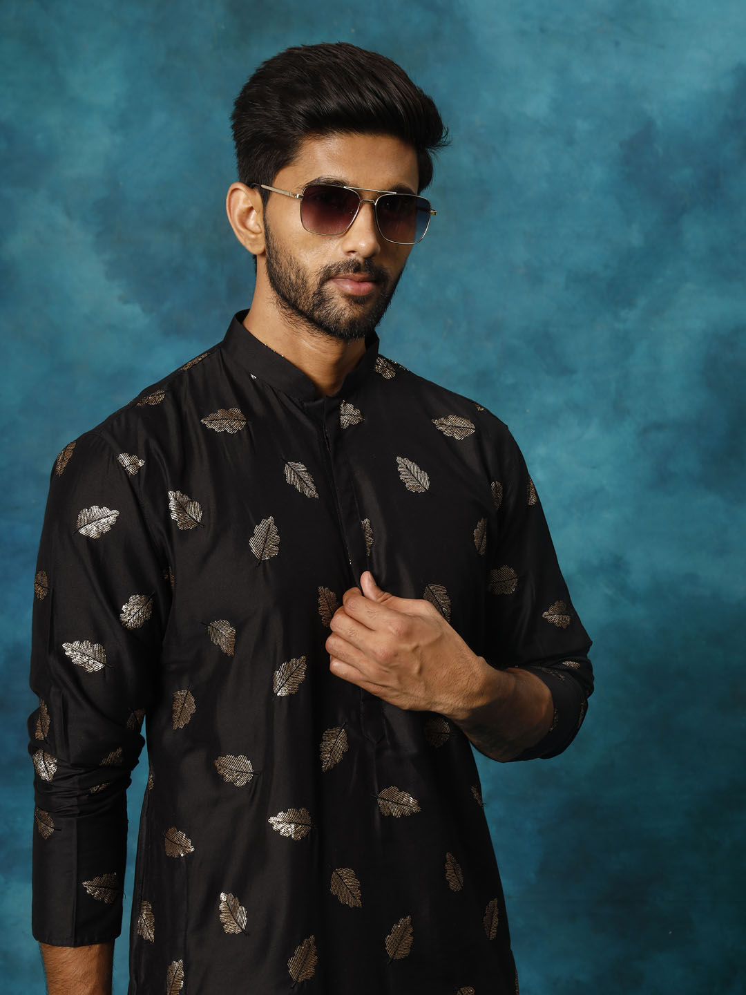 Men's Black Cotton Blend Kurta