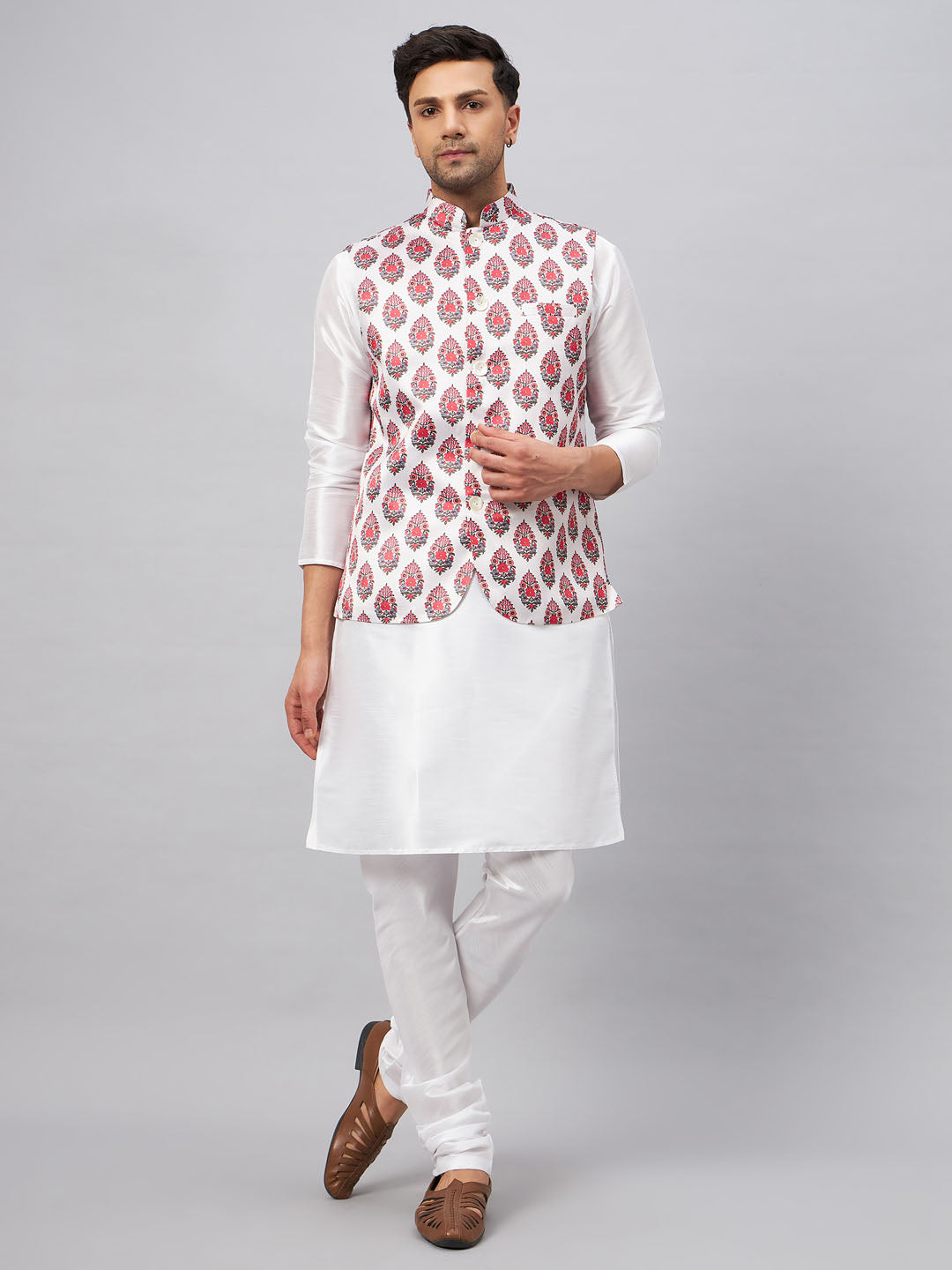 Men's Cream And White Silk Blend Jacket, Kurta and Pyjama Set