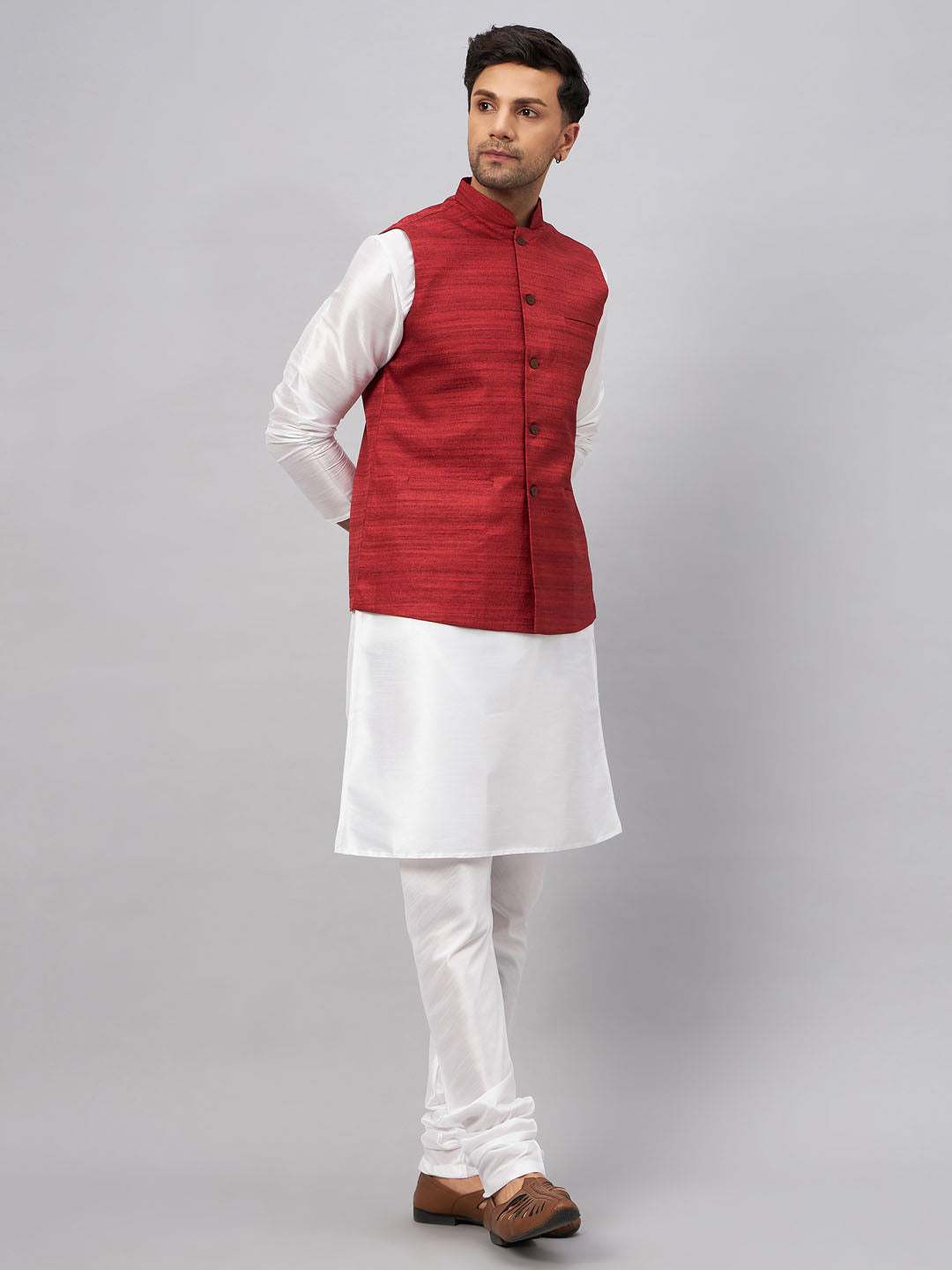 Men's Maroon And White Silk Blend Jacket, Kurta and Pyjama Set