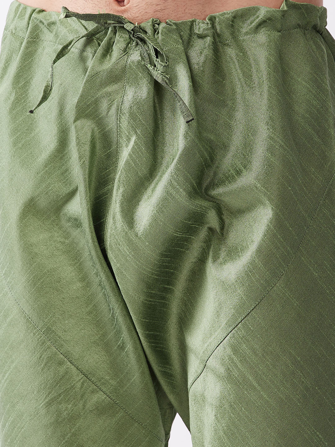 Men's Light Green Silk Blend Kurta Pyjama Set