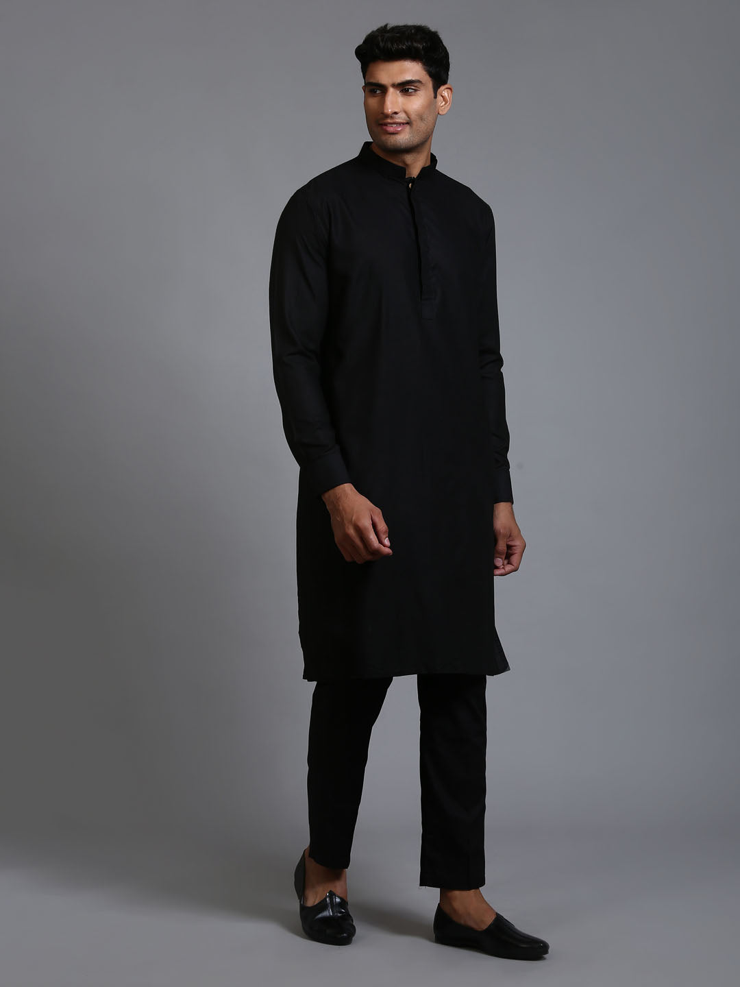 Men's Black Cotton Blend Kurta Pyjama Set