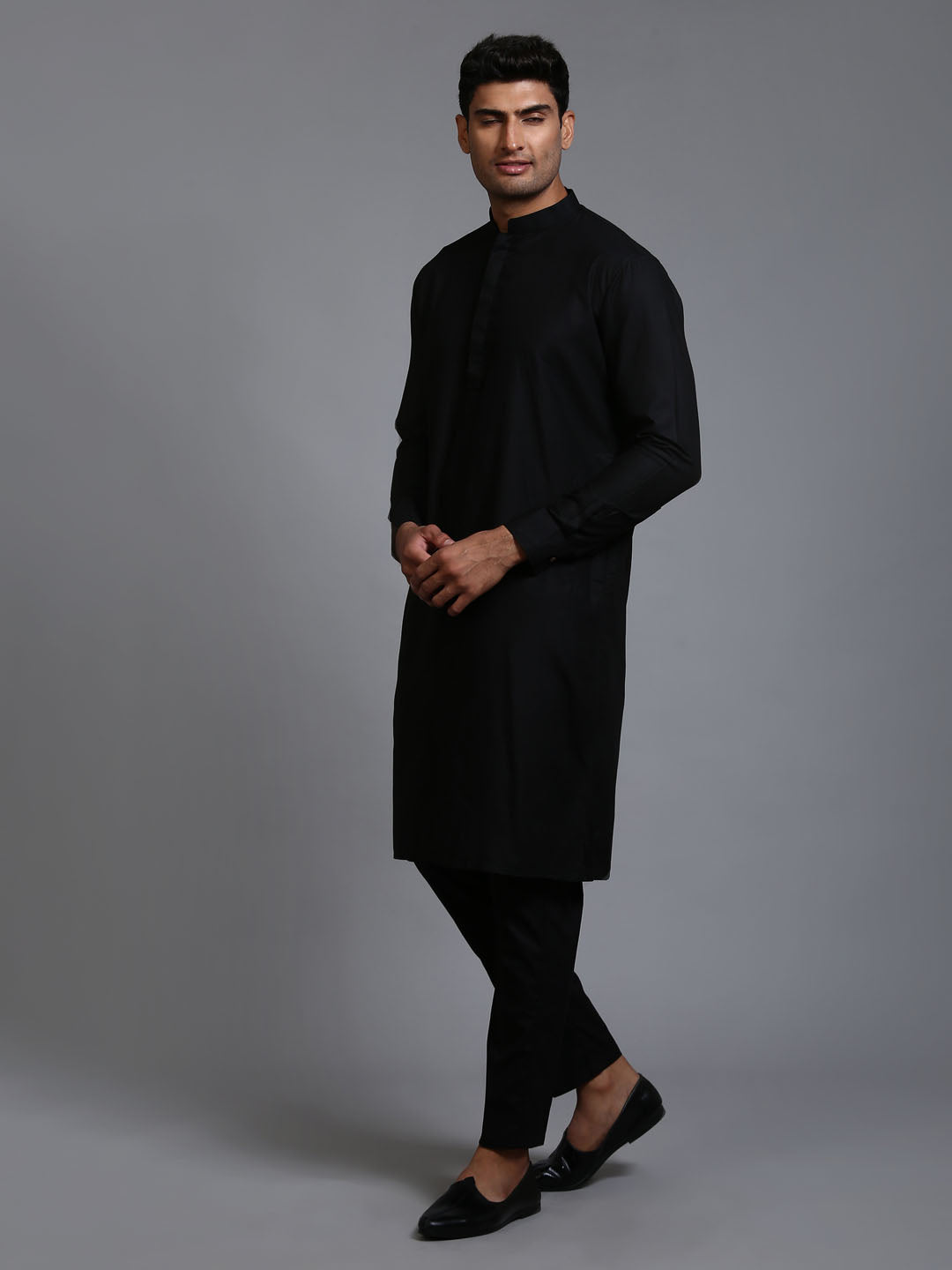 Men's Black Cotton Blend Kurta Pyjama Set