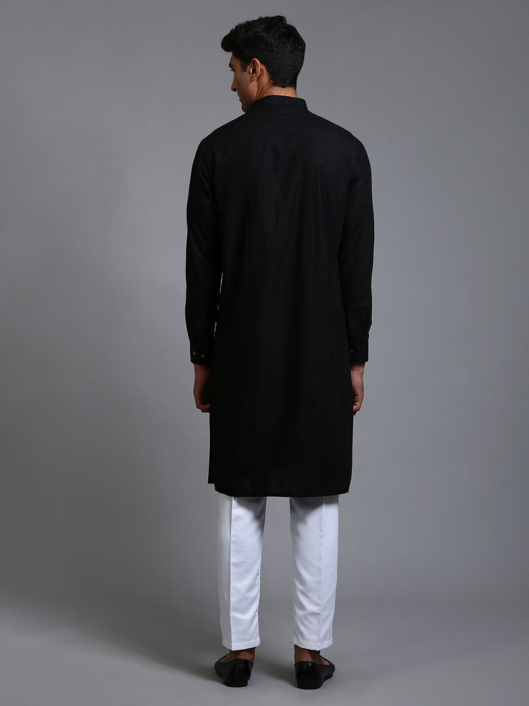 Men's Black And White Cotton Blend Kurta Pyjama Set