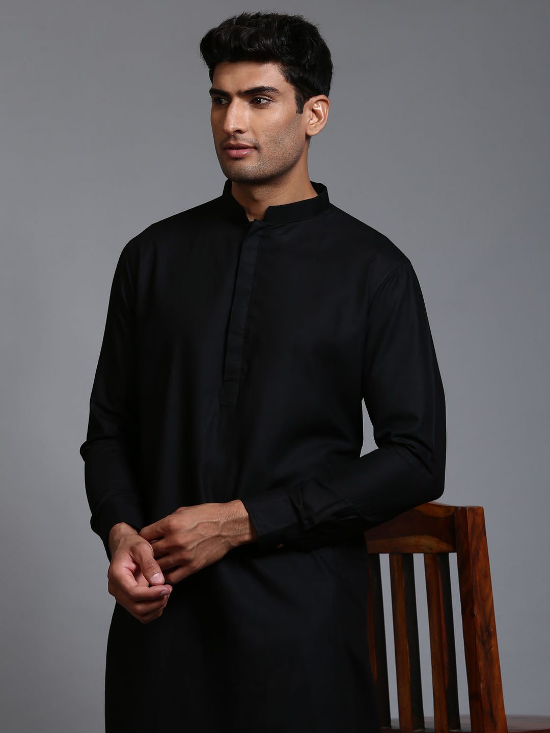 Men's Black And White Cotton Blend Kurta Pyjama Set