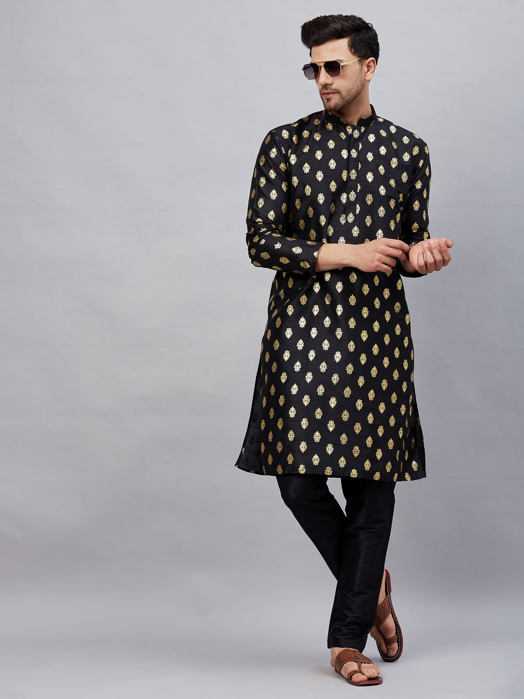 Men's Black Silk Blend Kurta Pyjama Set