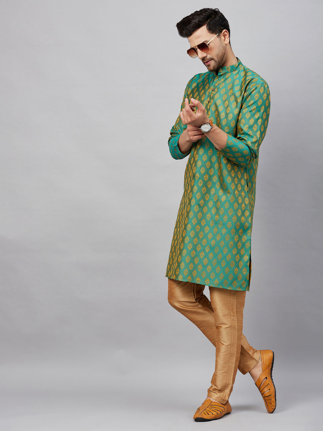 Men's Green And Rose Gold Silk Blend Kurta Pyjama Set