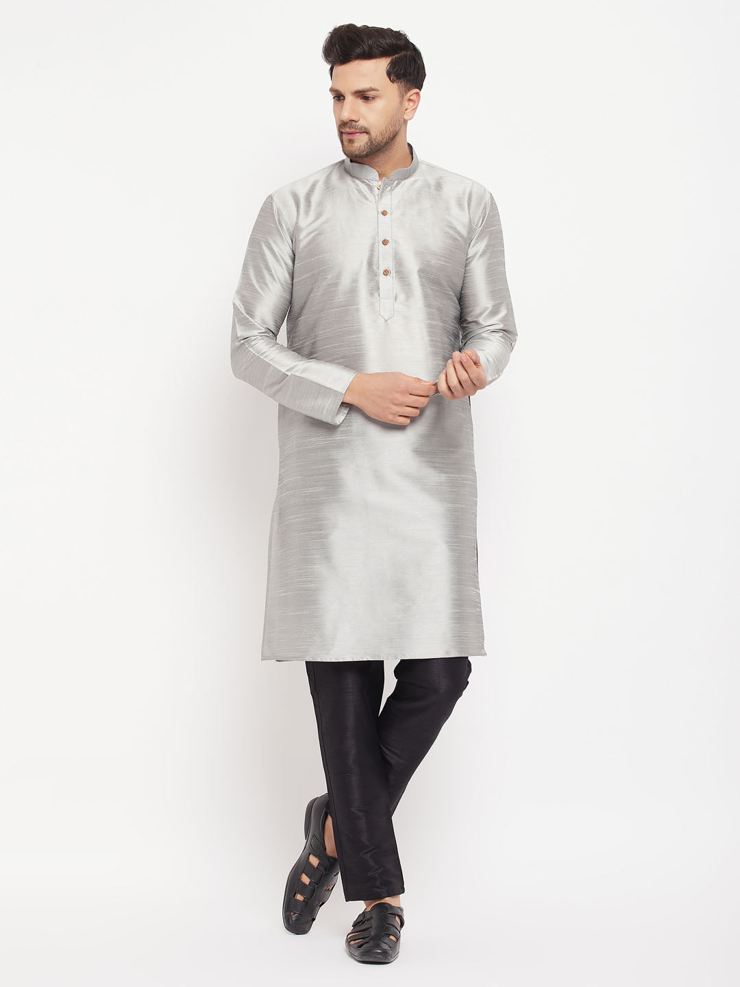 Men's Grey And Black Silk Blend Kurta Pyjama Set