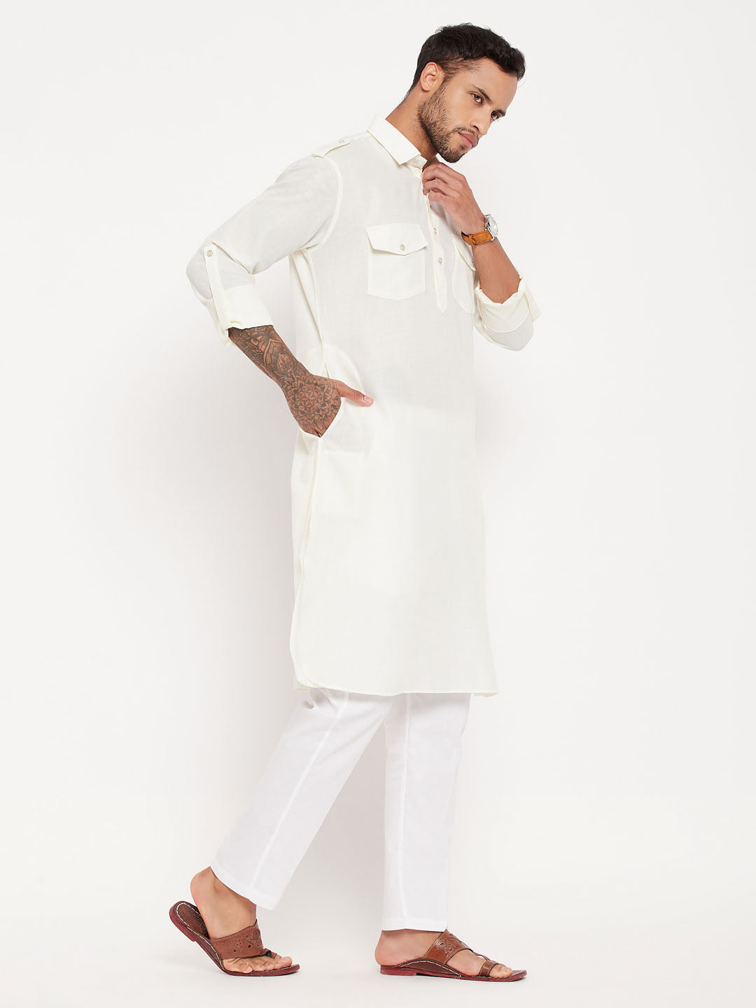 Men's Cream And White Cotton Blend Kurta Pyjama Set