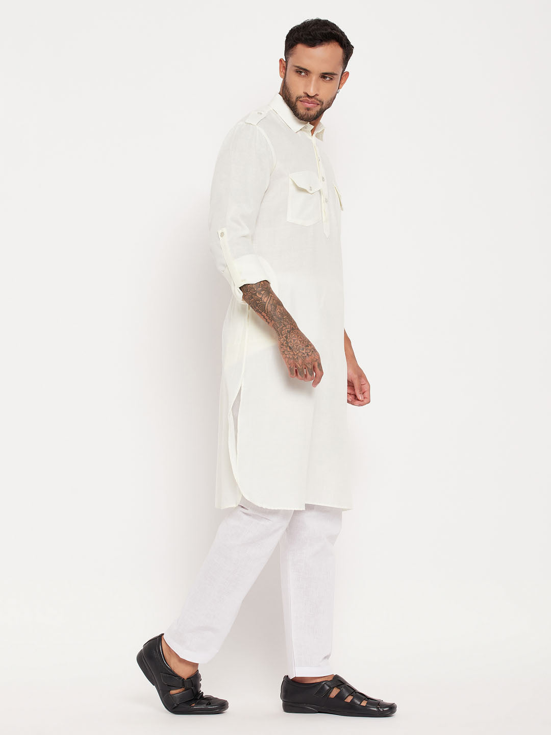 Men's Cream And White Cotton Blend Kurta Pyjama Set