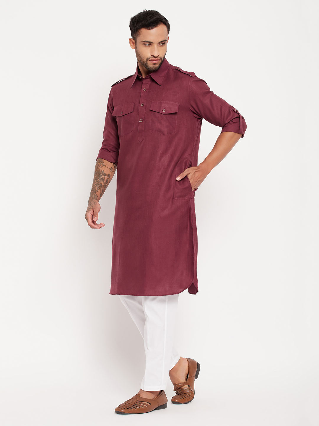 Men's Purple And White Cotton Blend Kurta Pyjama Set