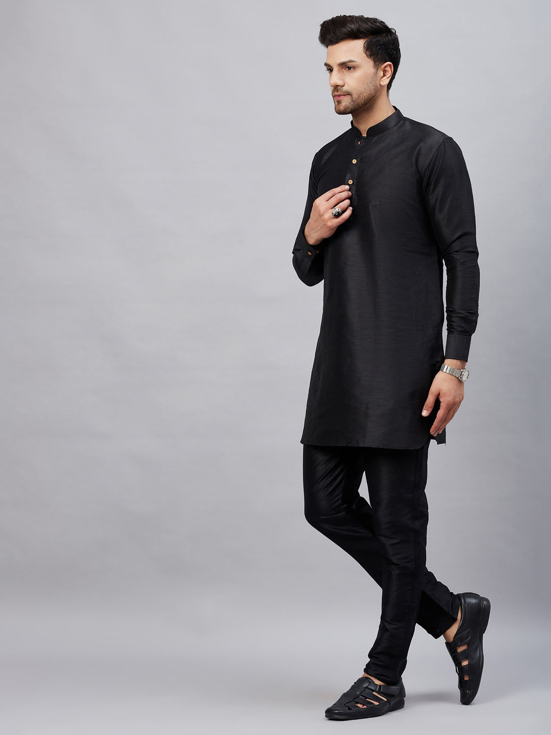 Men's Black And Black Cotton Blend Kurta Pyjama Set