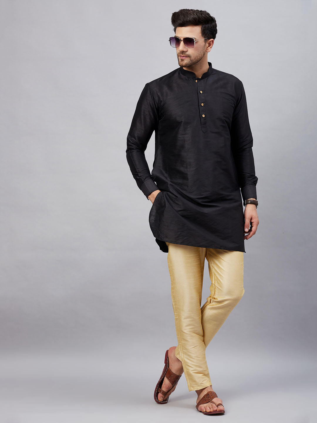 Men's Black And Gold Cotton Blend Kurta Pyjama Set