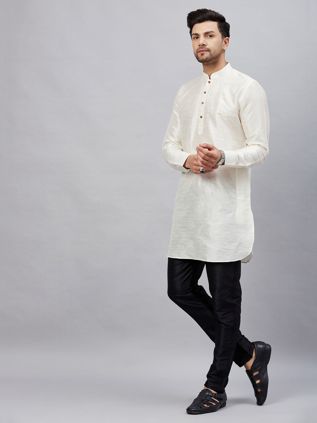 Men's Cream And Black Cotton Blend Kurta Pyjama Set