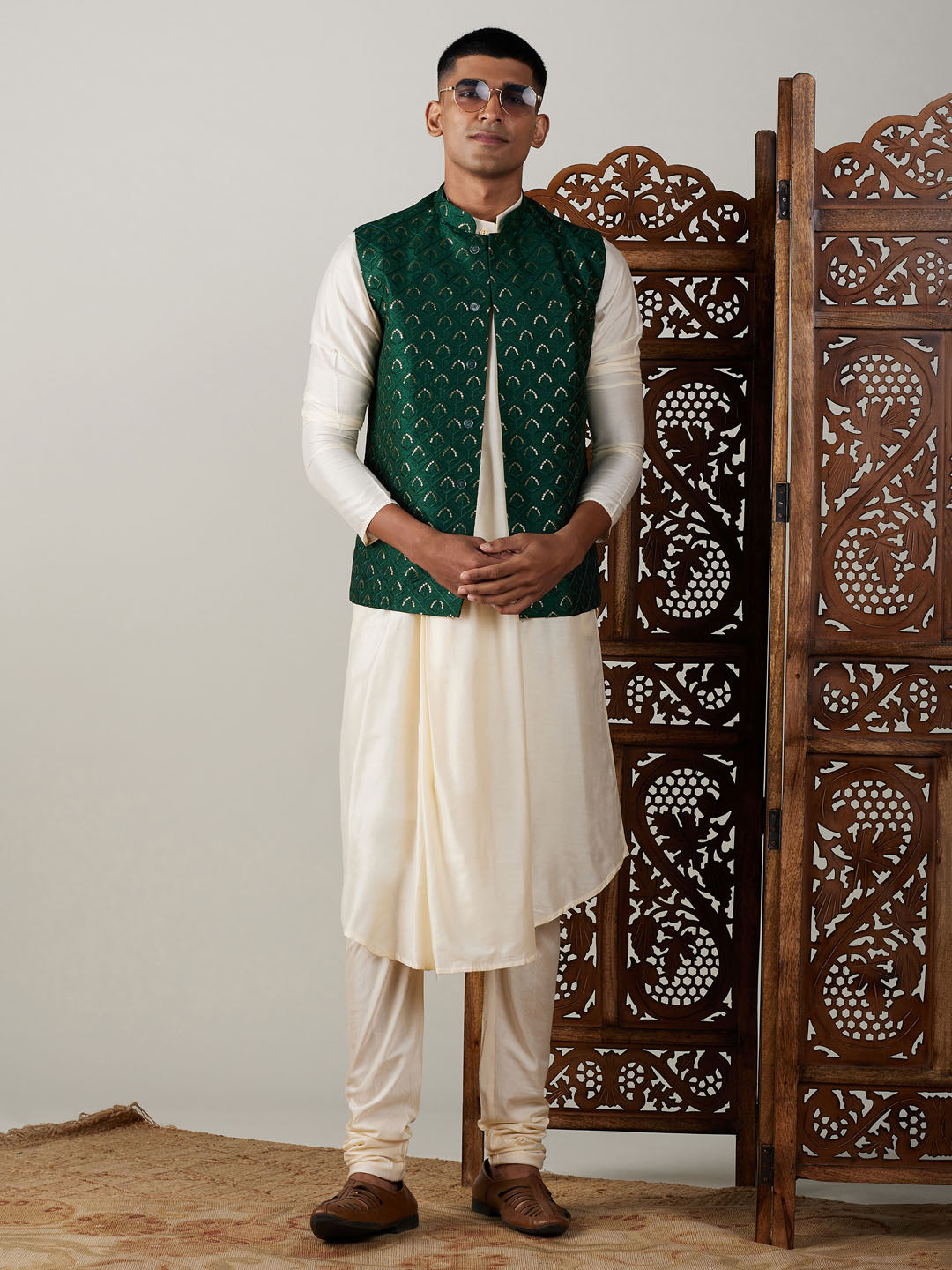 Men's Cream And Green Cotton Blend Jacket, Kurta & Pyjama