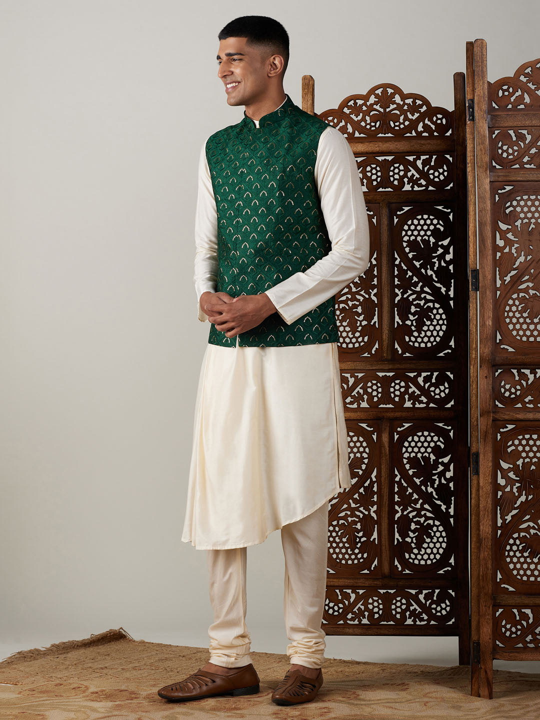 Men's Cream And Green Cotton Blend Jacket, Kurta & Pyjama