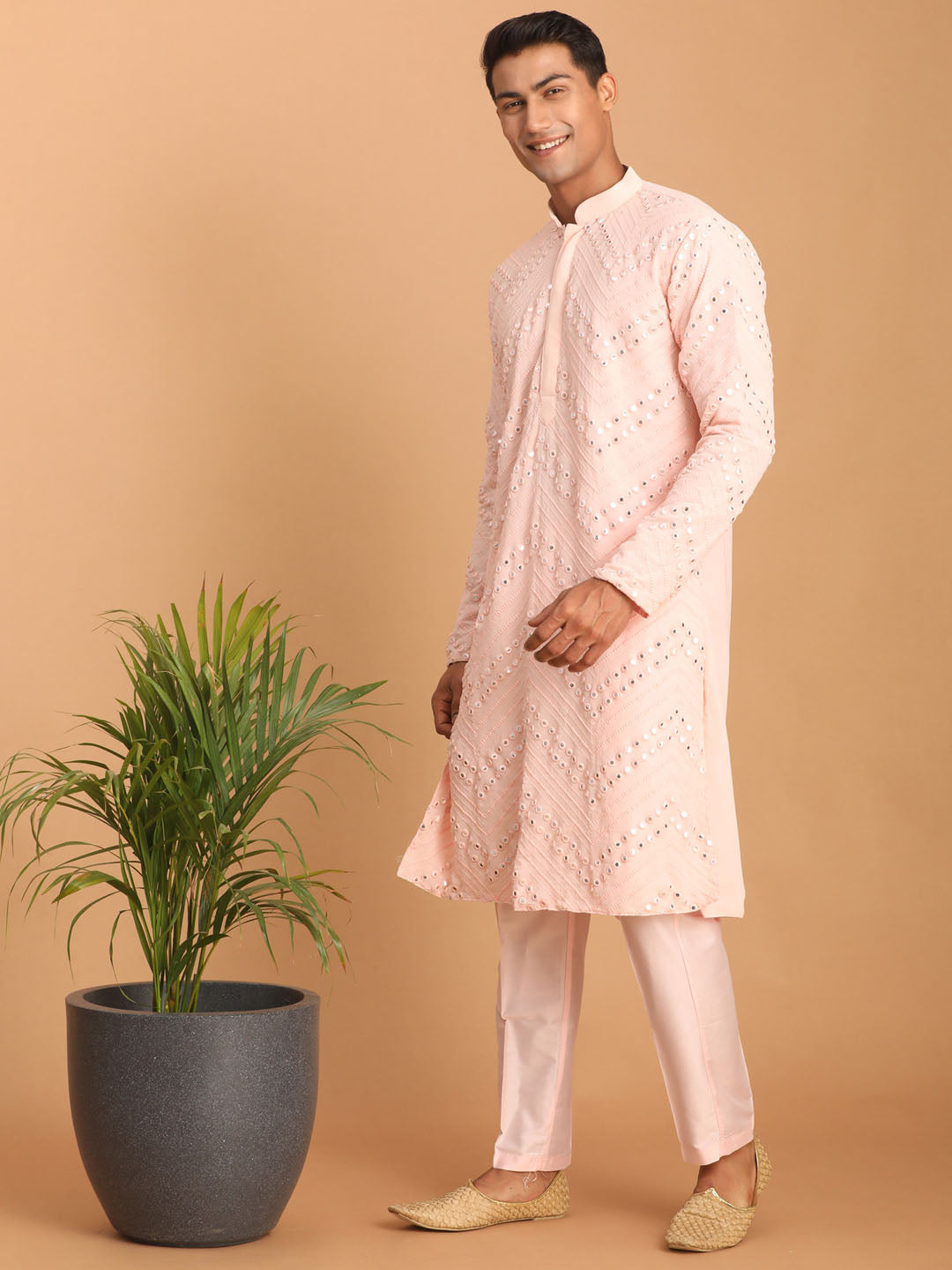 Men's Pink Georgette Kurta Pyjama Set