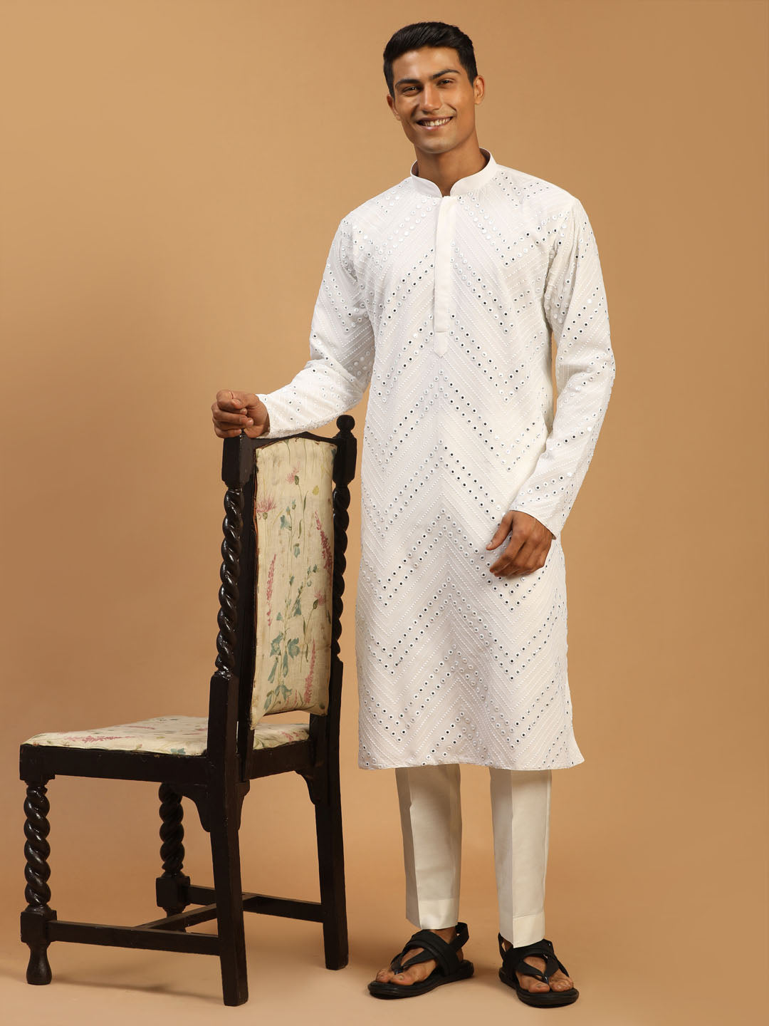 Men's White Georgette Kurta Pyjama Set