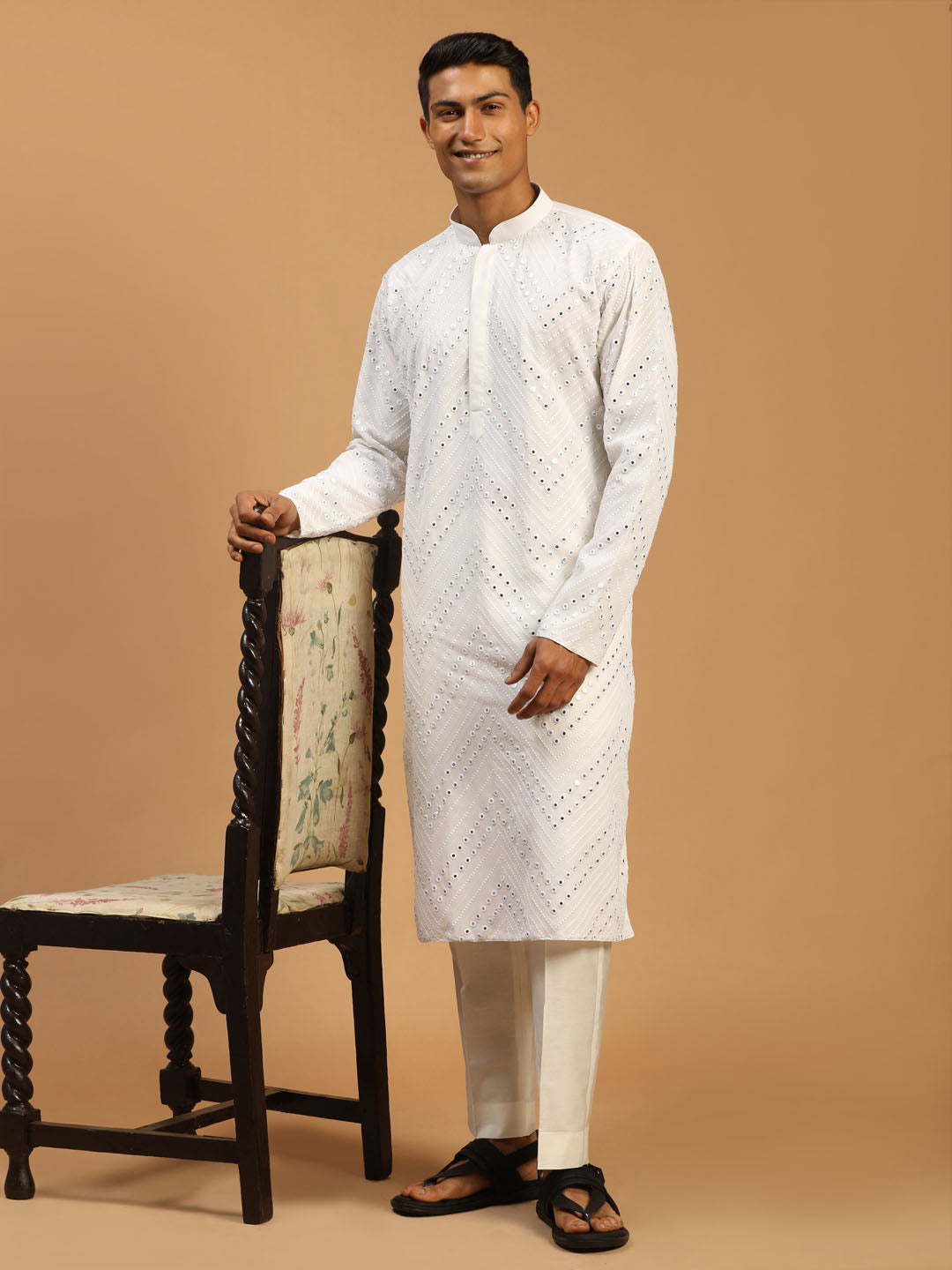 Men's White Georgette Kurta Pyjama Set