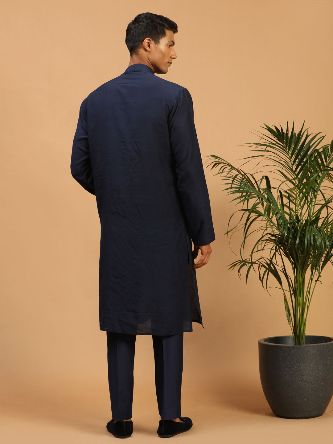 Men's Navy Blue Cotton Blend Kurta & Pyjama