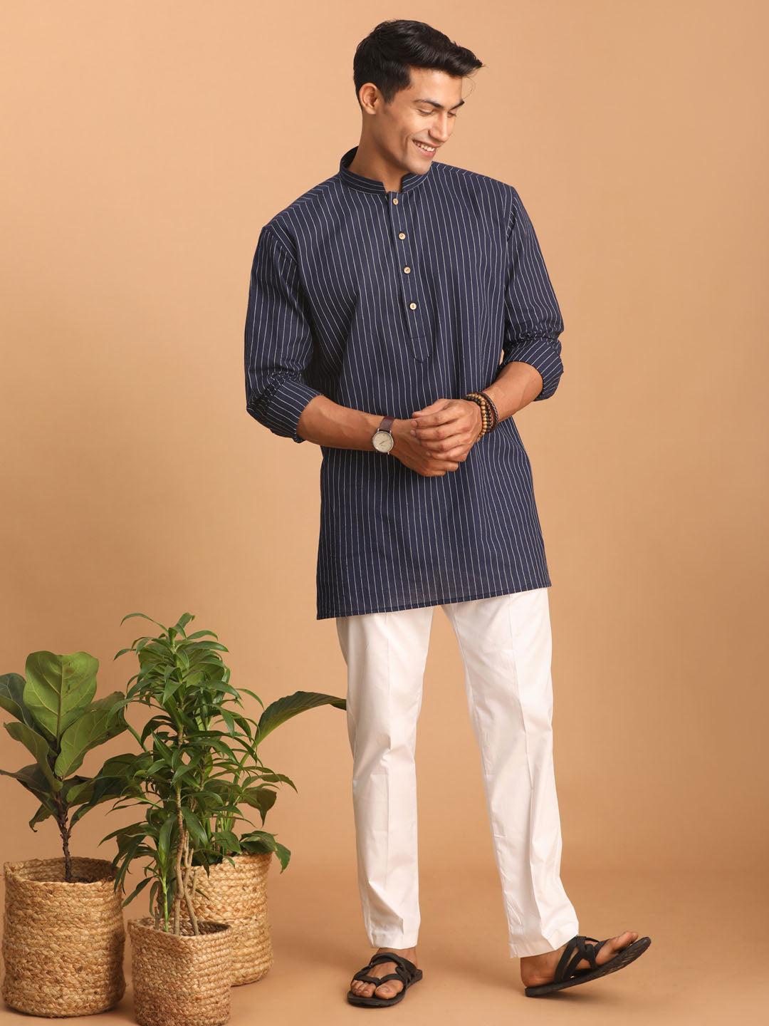 Men's Navy Blue And White Cotton Short Kurta And Pyjama Set